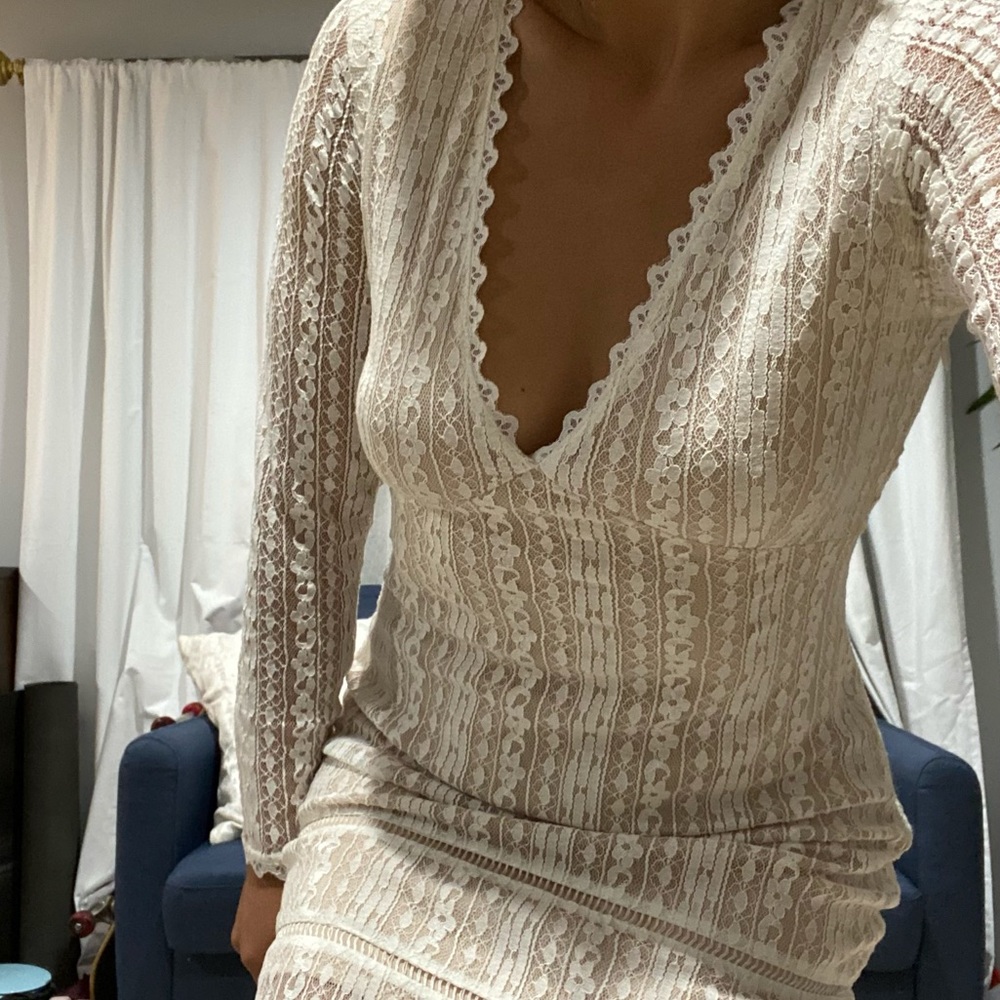 Lace mini dress!